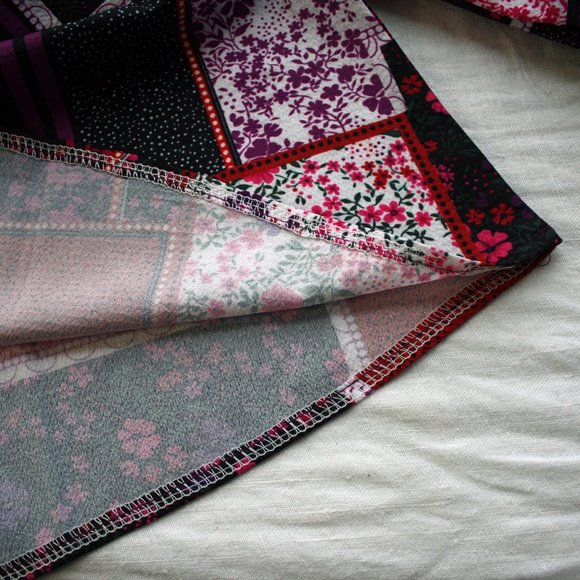 Floral Print Patchwork Top - Like new! - Picture 5 of 7